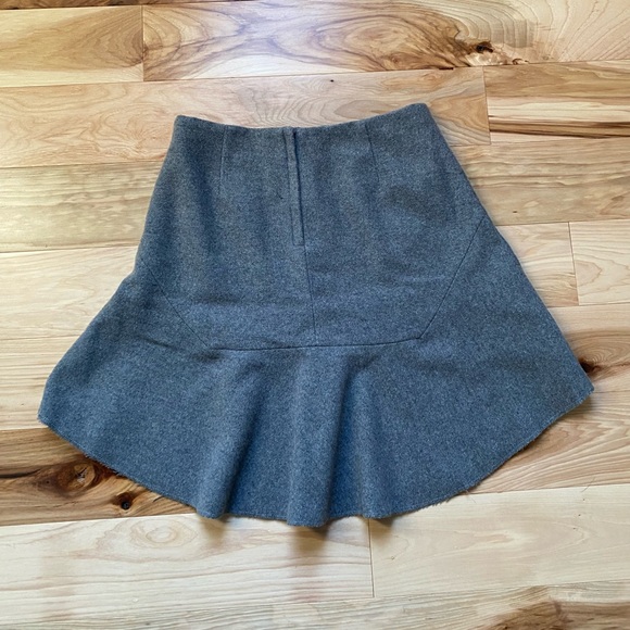 Madewell Flip Hem Gray Skirt - Picture 5 of 7